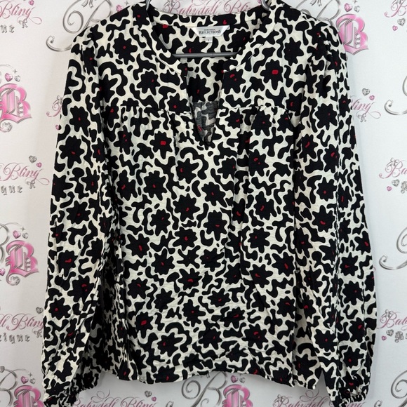 Northern Reflections Tops - Northern Reflections long sleeve abstract, floral Black and White Floral Blouse
